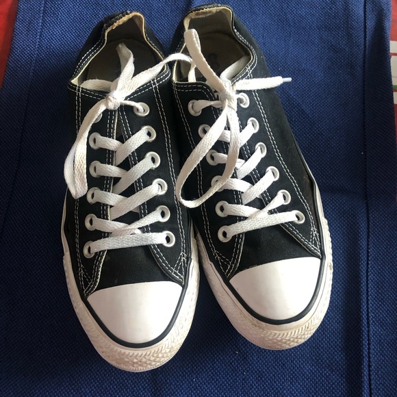 Converse low cut navy blue Lace-Up Sneakers - Picture 1 of 8